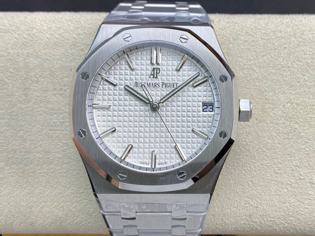 Audemars Piguet Royal Oak 15500ST.OO.1220ST.04 ZF Factory White Dial Replica Watch Audemars Piguet Royal Oak 15500ST.OO.1220ST.04 ZF Factory White Dial Replica Watch