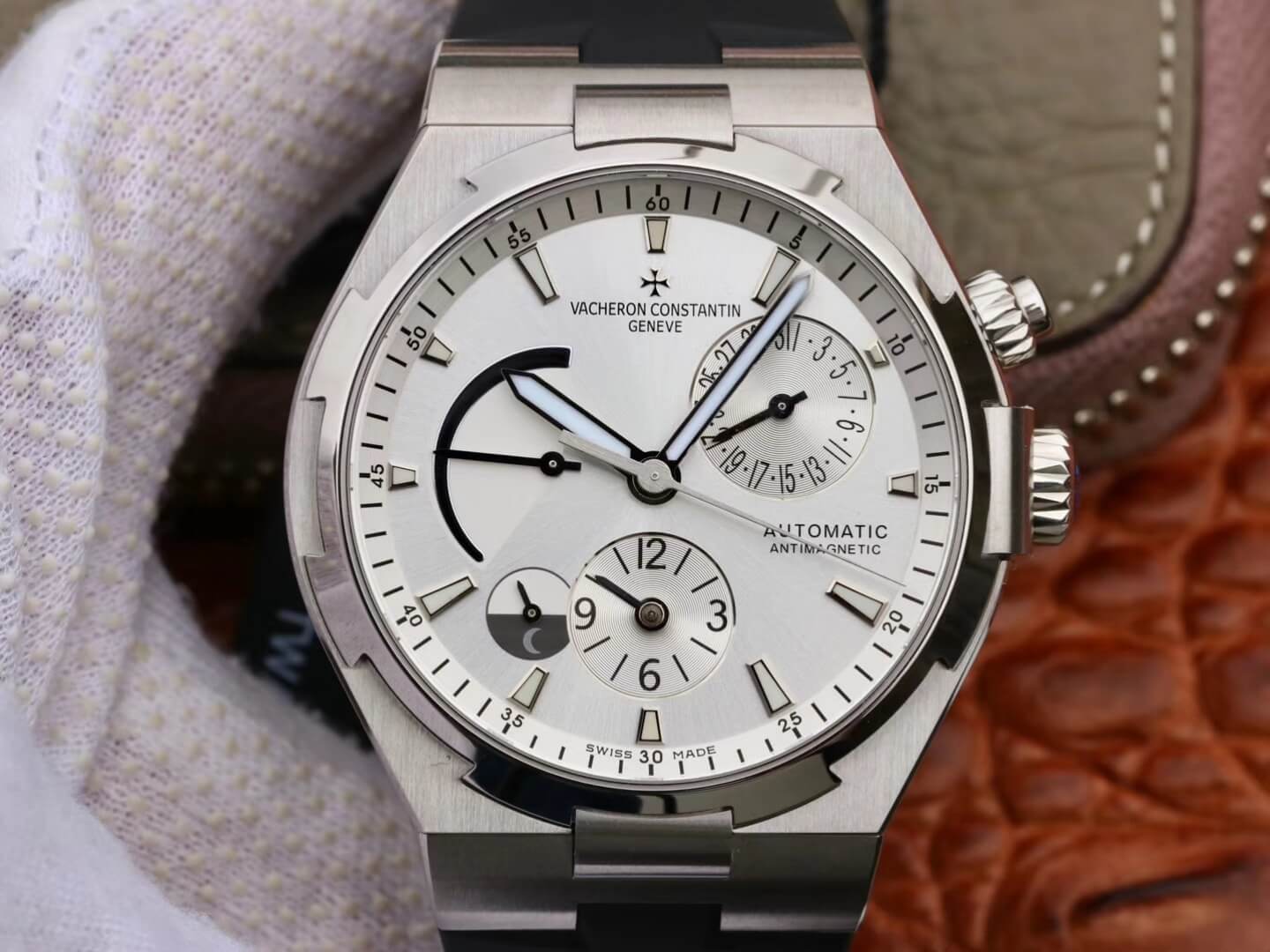 Vacheron Constantin Overseas 47450/B01A-9226 TWA Factory Rubber Strap Replica Watch Vacheron Constantin Overseas 47450/B01A-9226 TWA Factory Rubber Strap Replica Watch