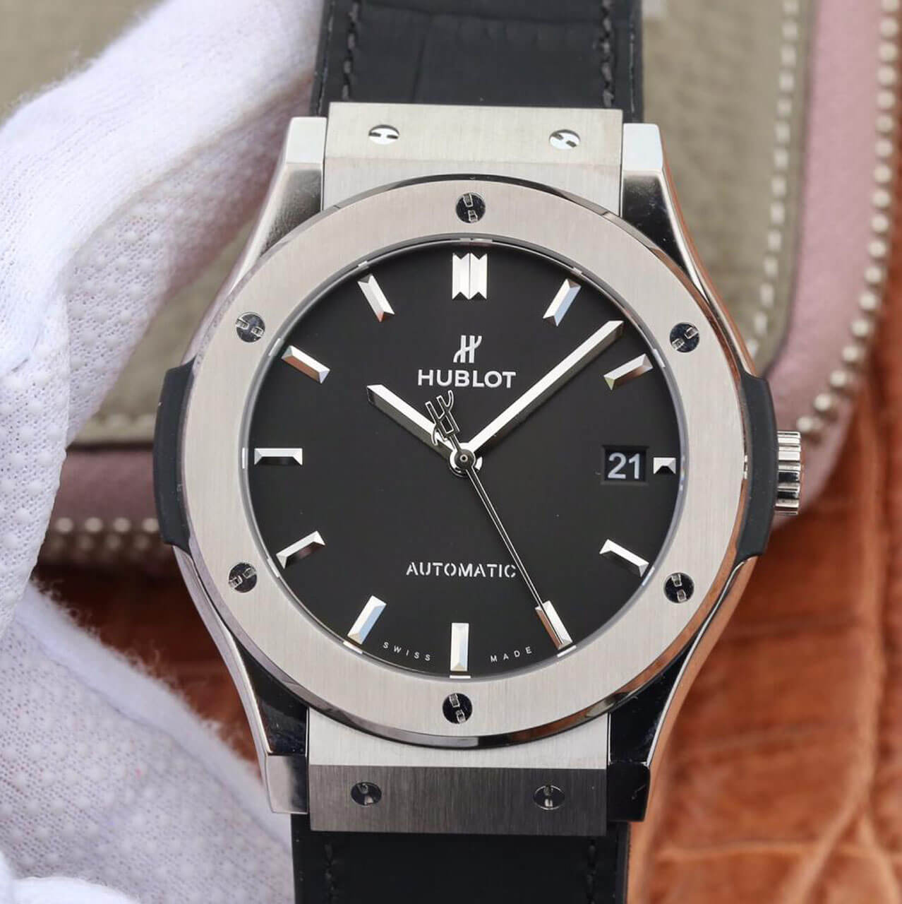 Hublot Classic Fusion 511.NX.1171.LR WWF Factory Black Dial Replica Watch Hublot Classic Fusion 511.NX.1171.LR WWF Factory Black Dial Replica Watch