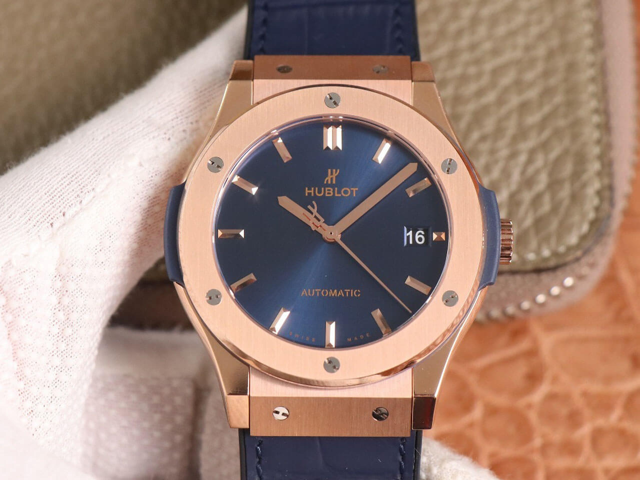 Hublot Classic Fusion 511.OX.7180.LR WWF Factory Rose Gold Blue Dial Replica Watch Hublot Classic Fusion 511.OX.7180.LR WWF Factory Rose Gold Blue Dial Replica Watch