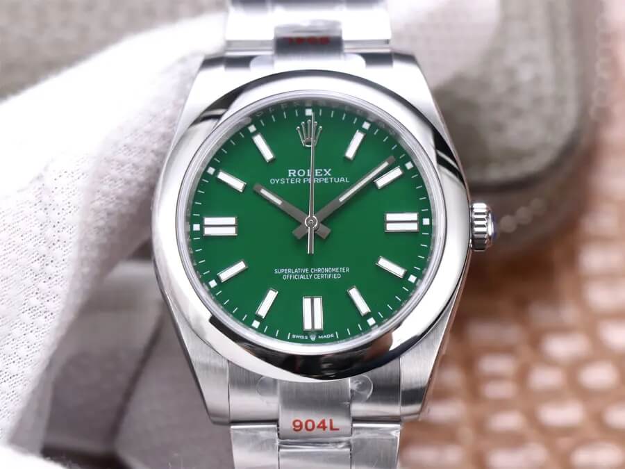 Rolex Oyster Perpetual M124300-0005 41MM EW Factory Green Dial Replica Watch Rolex Oyster Perpetual M124300-0005 41MM EW Factory Green Dial Replica Watch