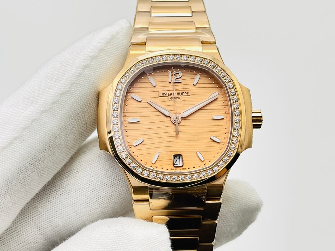 Patek Philippe Nautilus Ladies 7118/1200R-010 3K Factory Gold Dial Replica Watch Patek Philippe Nautilus Ladies 7118/1200R-010 3K Factory Gold Dial Replica Watch