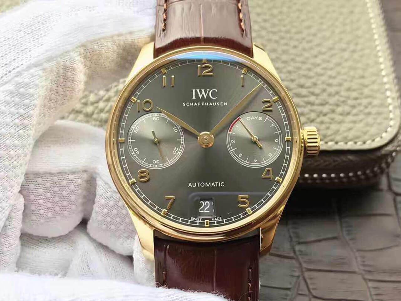 IWC Portugieser IW500101 ZF Factory Yellow Gold Case Replica Watch IWC Portugieser IW500101 ZF Factory Yellow Gold Case Replica Watch