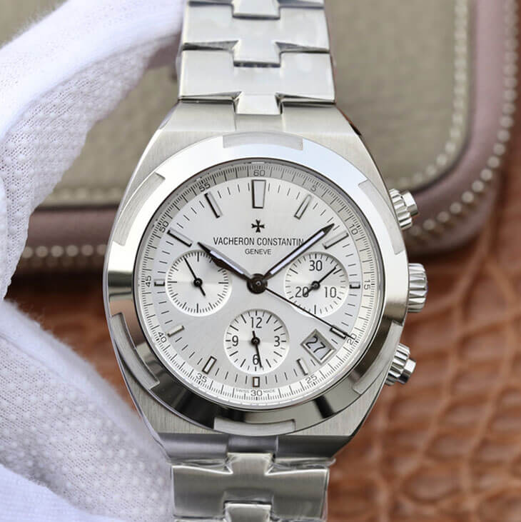 Vacheron Constantin Overseas 5500V/110A-B075 8F Factory Stainless Steel Replica Watch Vacheron Constantin Overseas 5500V/110A-B075 8F Factory Stainless Steel Replica Watch