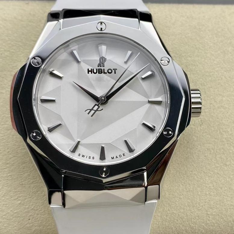 Hublot Classic Fusion 550.NS.2200.RW.ORL20 HB Factory White Dial Replica Watch - Best Quality Replica Watches UK Swiss Watch Brands 1:1 Replica Fake Watch Hublot Classic Fusion 550.NS.2200.RW.ORL20 HB Factory White Dial Replica Watch - Best Quality Replica Watches UK Swiss Watch Brands 1:1 Replica Fake Watch