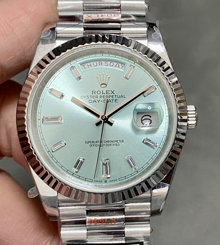 Rolex Day-Date m228236-0018 QF Factory Luminous Hour Markers Replica Watch - Best Quality Replica Watches UK Swiss Watch Brands 1:1 Replica Fake Watch